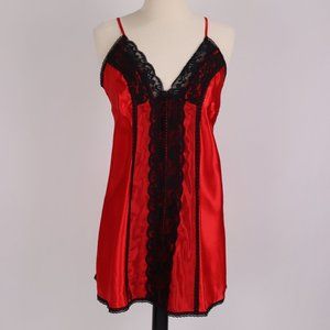 ❄️ Frederick's of Hollywood Red Black Lace Babydoll Nightgown Negligee Lingerie